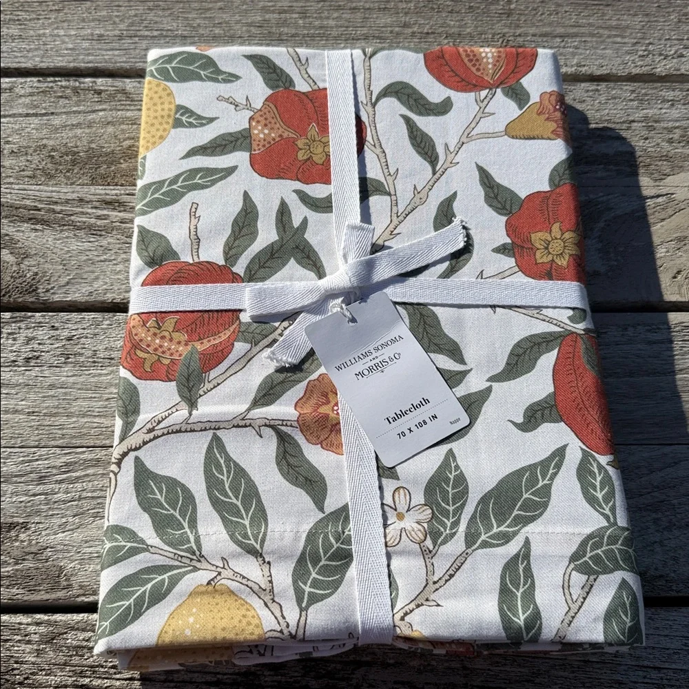 Morris & Co.‎ x Williams Sonoma Fruit Tablecloth 70